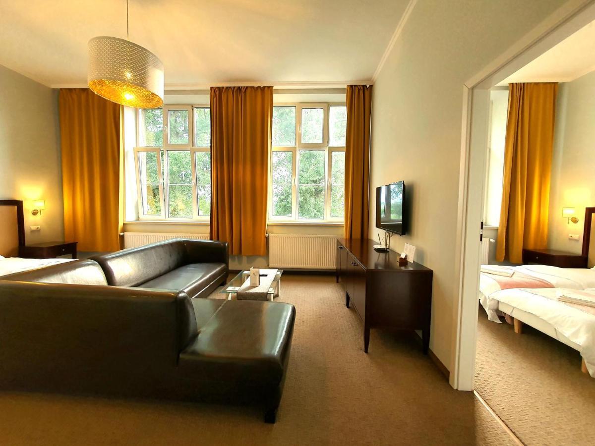 Holiday Suites Cracow كراكوفيا المظهر الخارجي الصورة