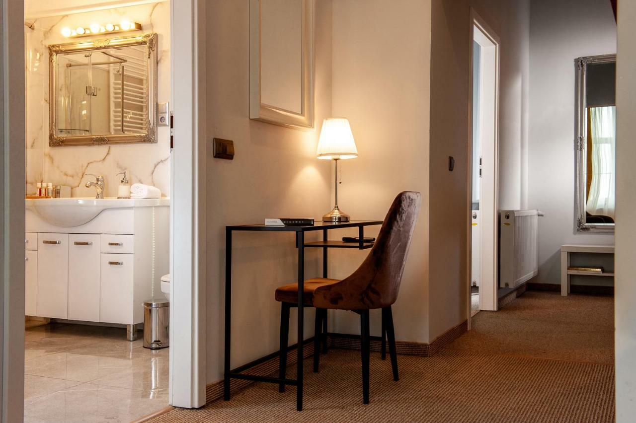 Holiday Suites Cracow كراكوفيا المظهر الخارجي الصورة